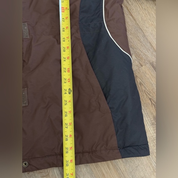 Columbia • Winter Coat - Picture 14 of 15